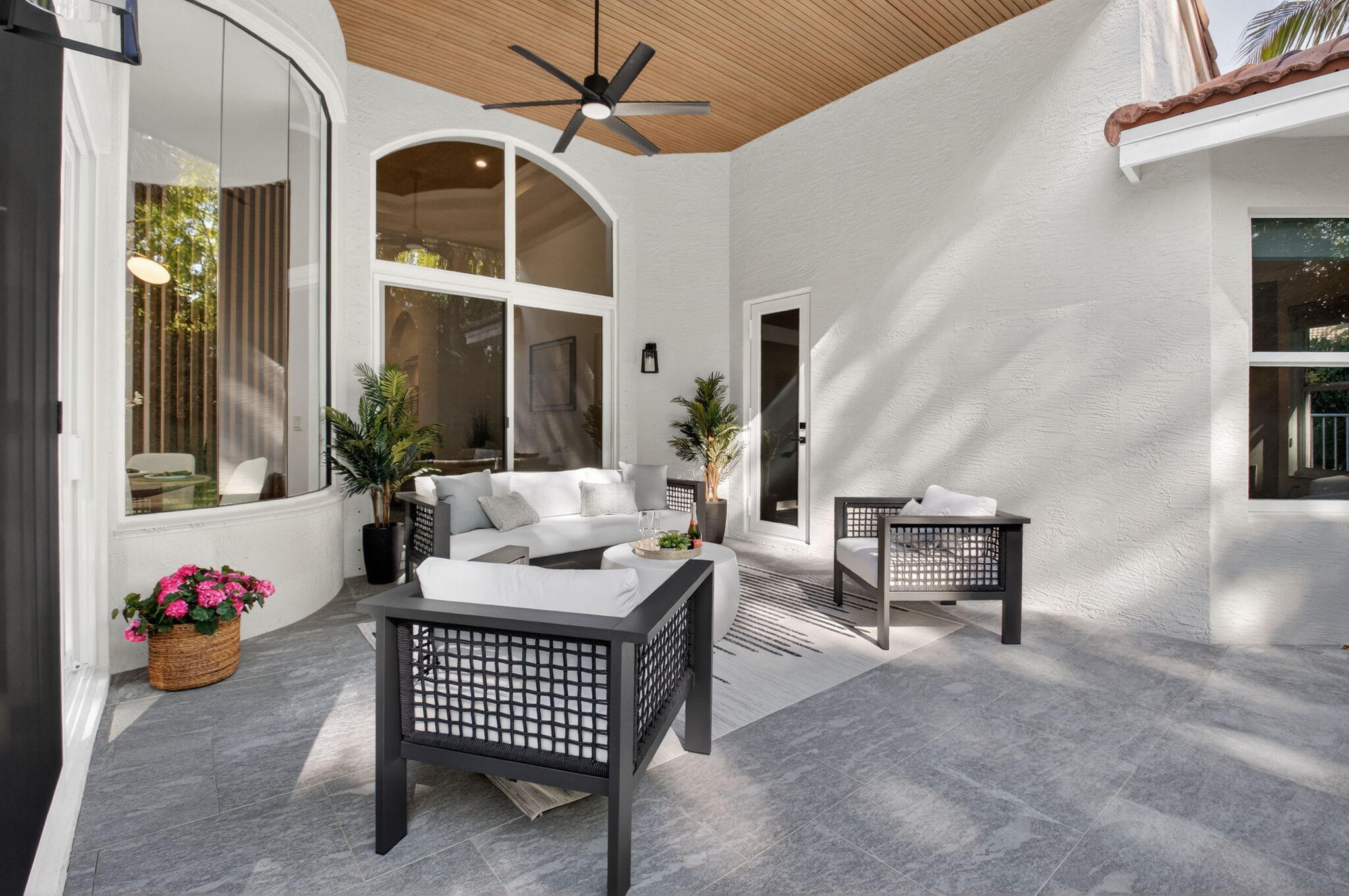 SATURNIA ISLES 1 - Residential