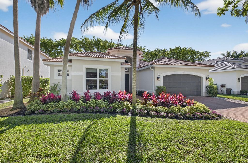 Photo of 9722 Napoli Woods Lane, Delray Beach, FL 33446 (MLS # B26006011)