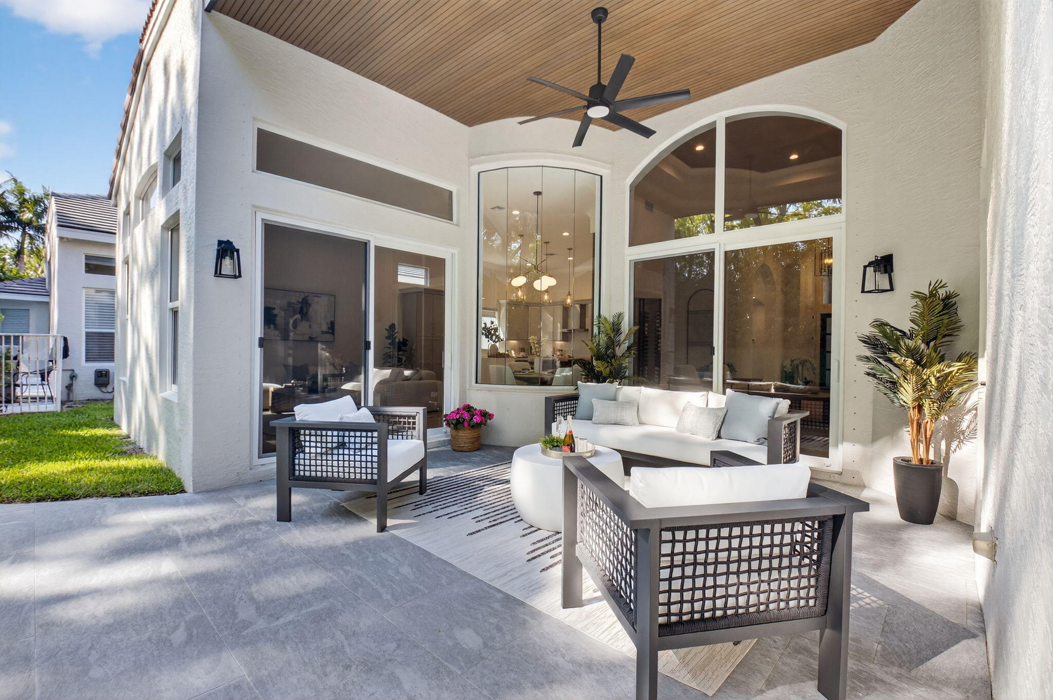 SATURNIA ISLES 1 - Residential