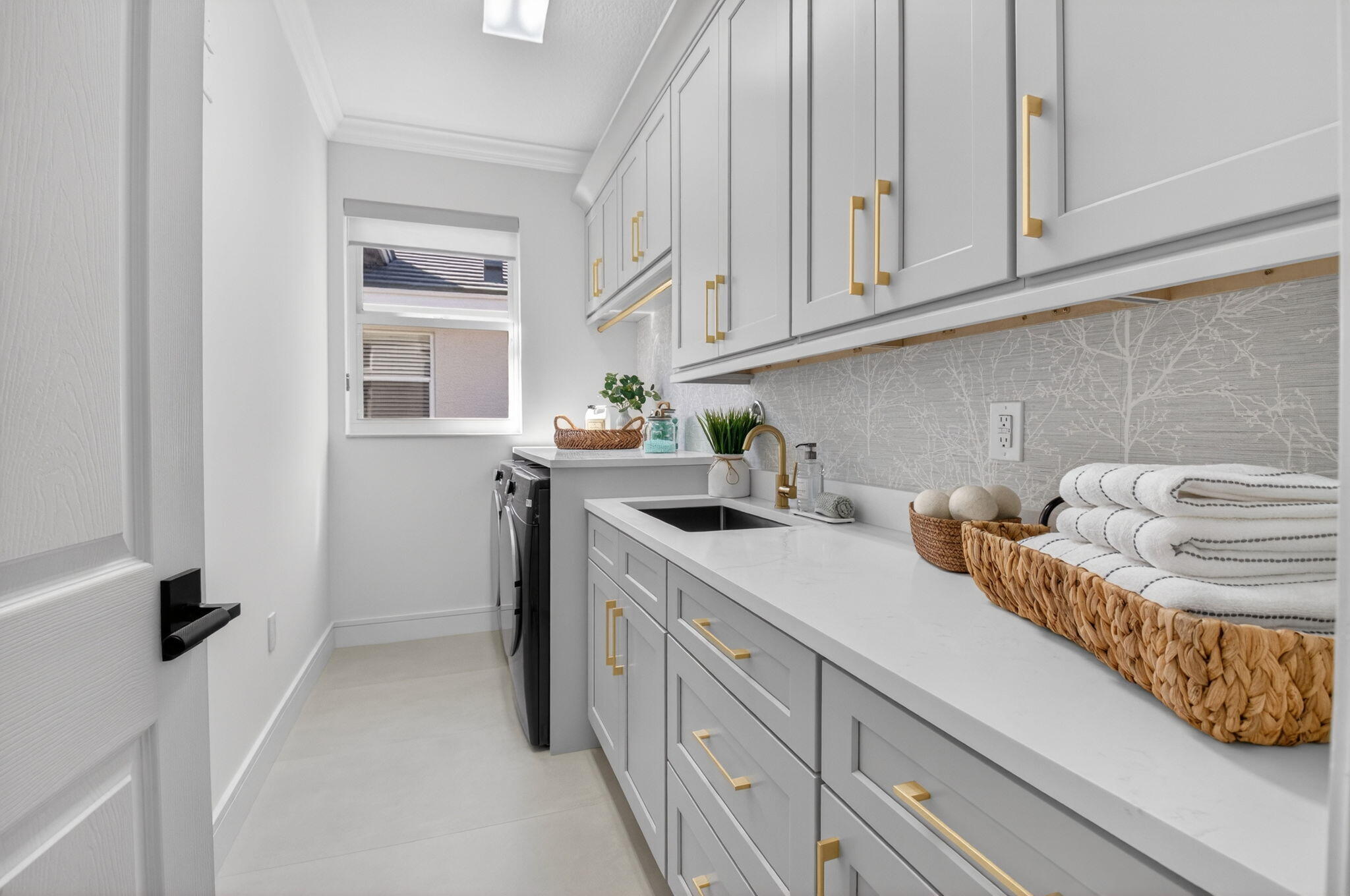 SATURNIA ISLES 1 - Residential