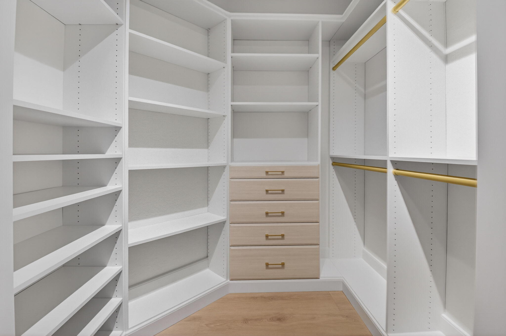 SATURNIA ISLES 1 - Residential