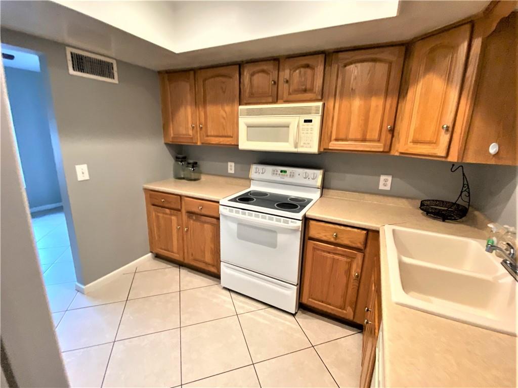 Coral Ridge - Residential