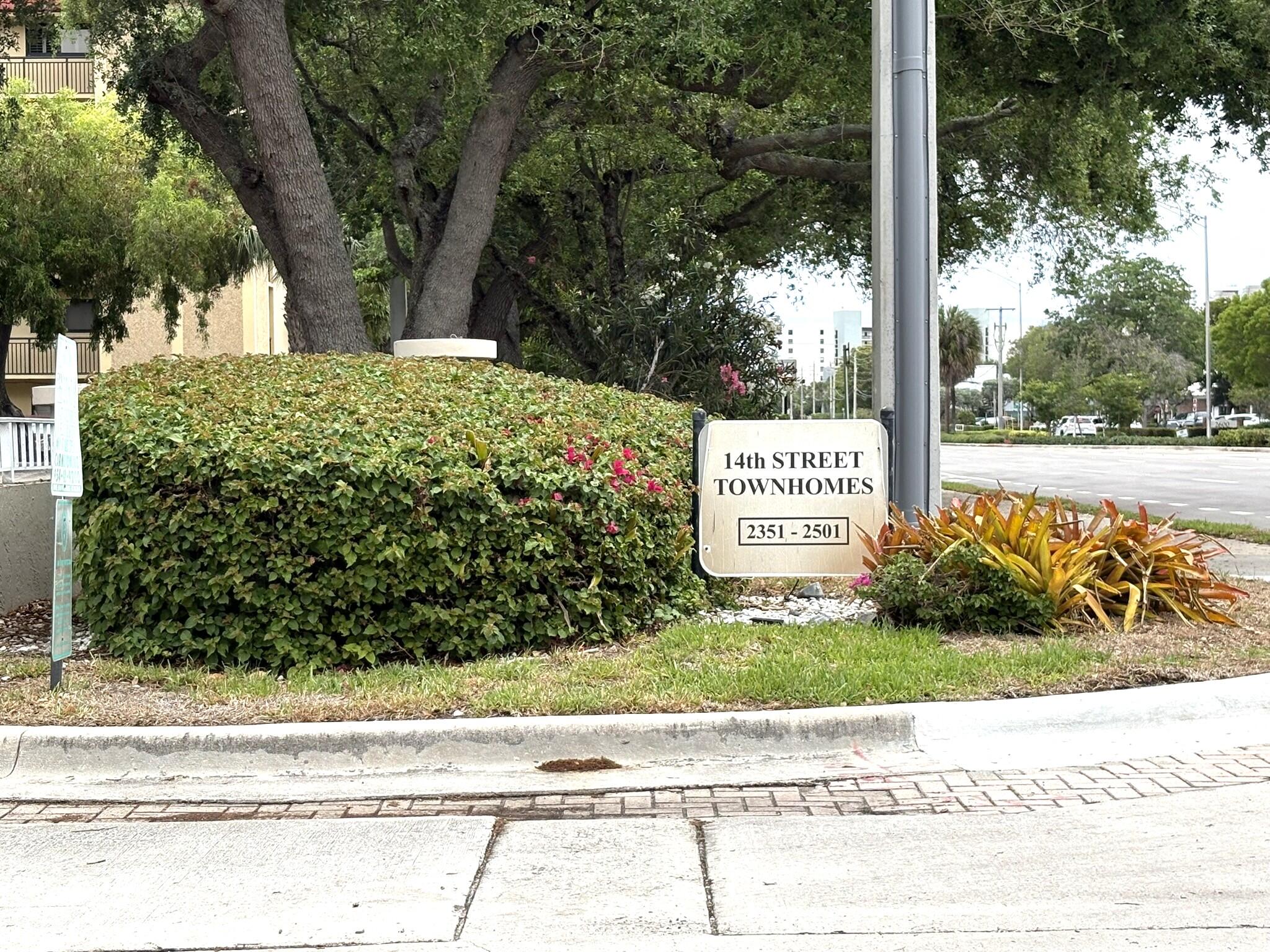 14TH STREET TOWNHOMES CONDO - Residential