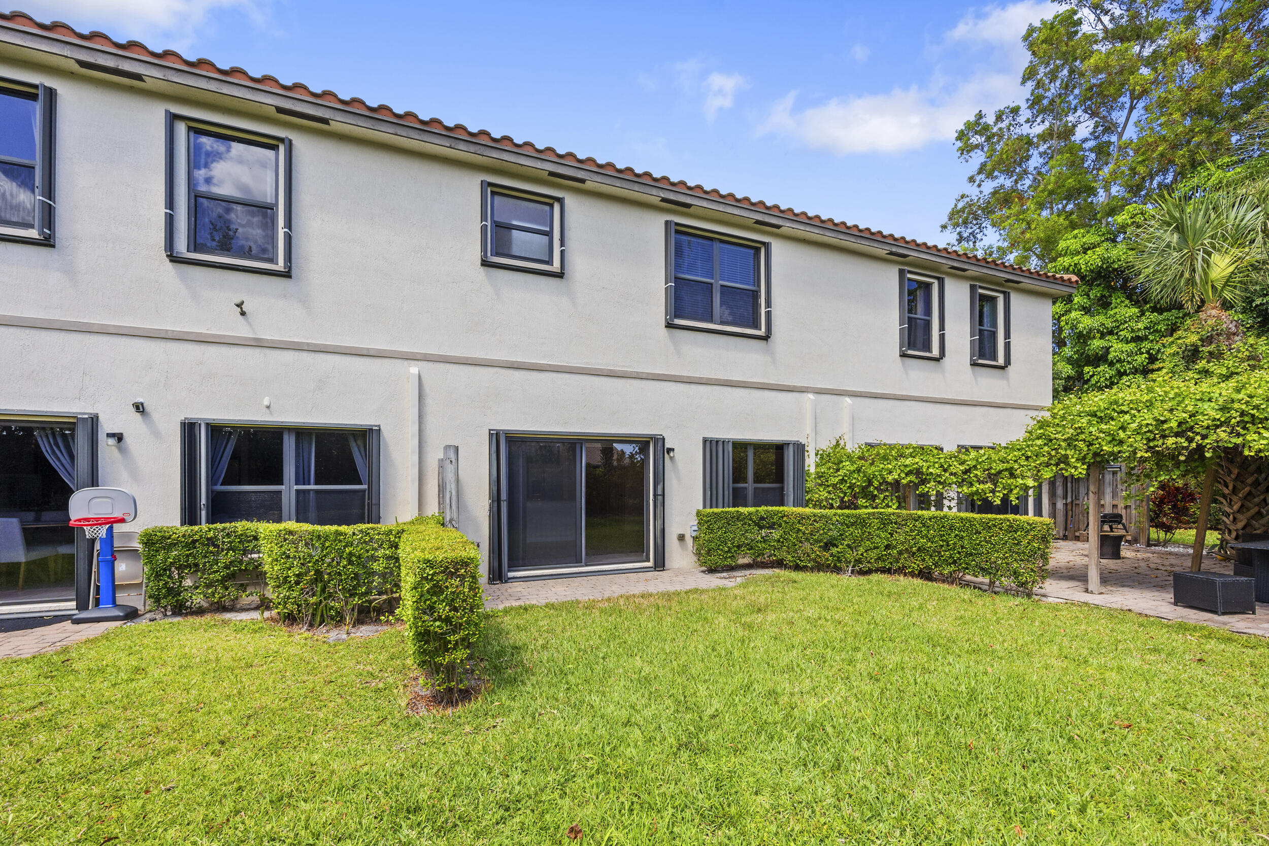 SABAL GROVE PLAT TWO - Residential