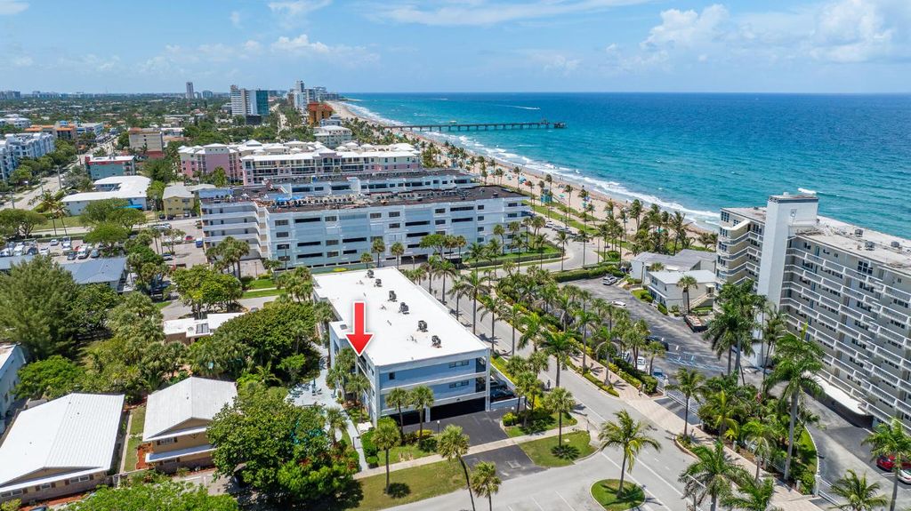 Photo of 445 SE 21st Avenue #202, Deerfield Beach, FL 33441 (MLS # R11121320)