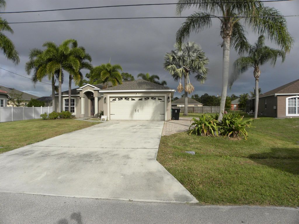 Photo of 5741 NW Zenith Drive, Port Saint Lucie, FL 34986 (MLS # R10958422)