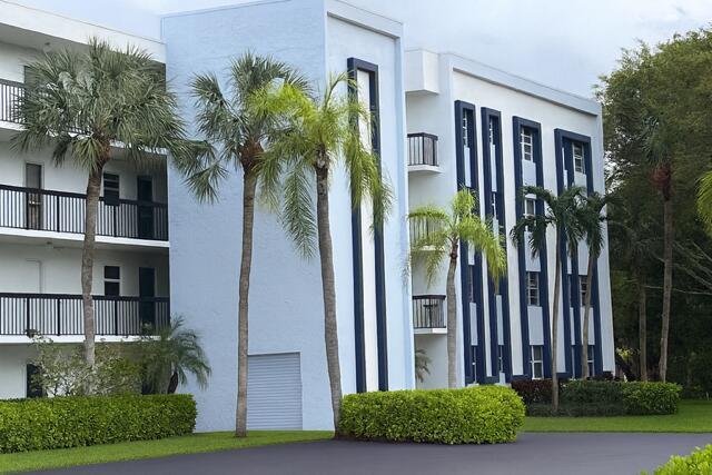 BOCA TEECA CONDO 8 - Residential Lease