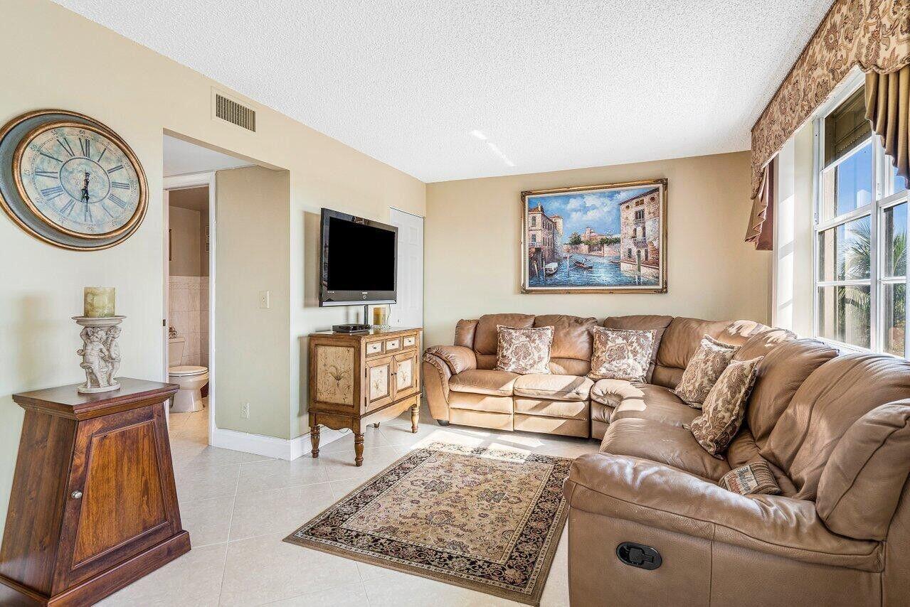 BOCA TEECA CONDO 8 - Residential Lease