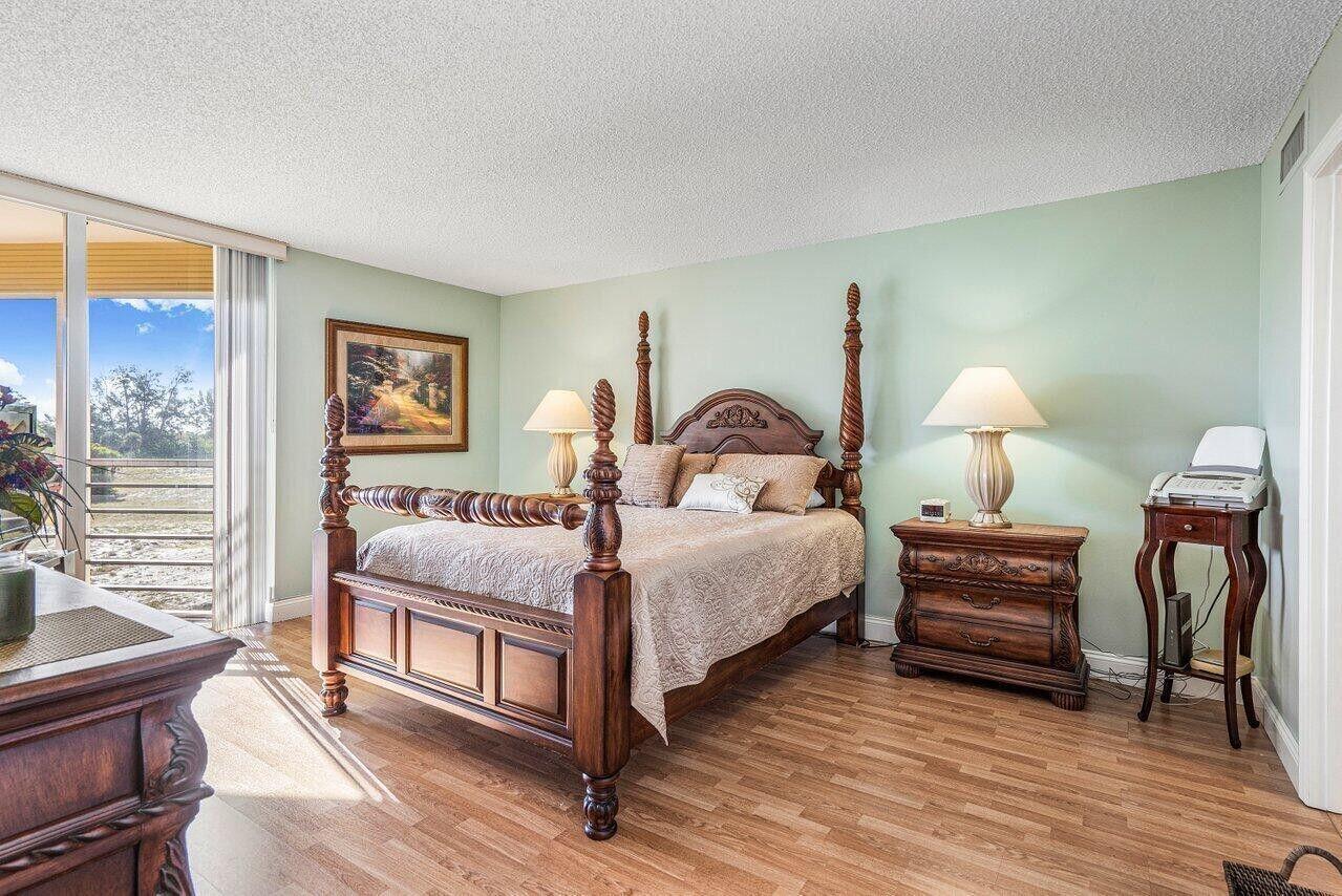 BOCA TEECA CONDO 8 - Residential Lease