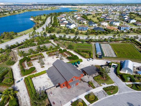 A home in Loxahatchee