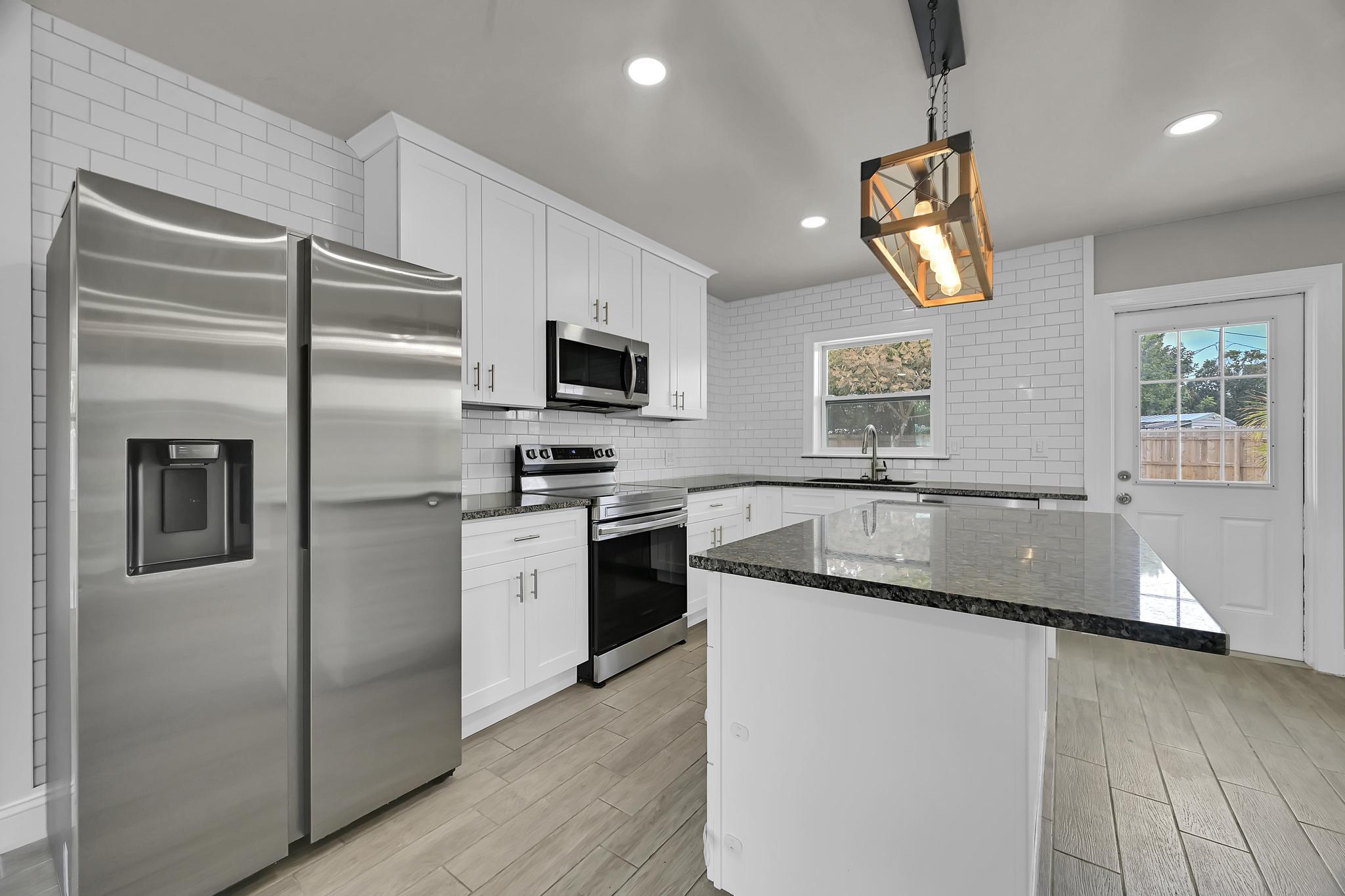 RIVER PARK UNIT 5 - Residential