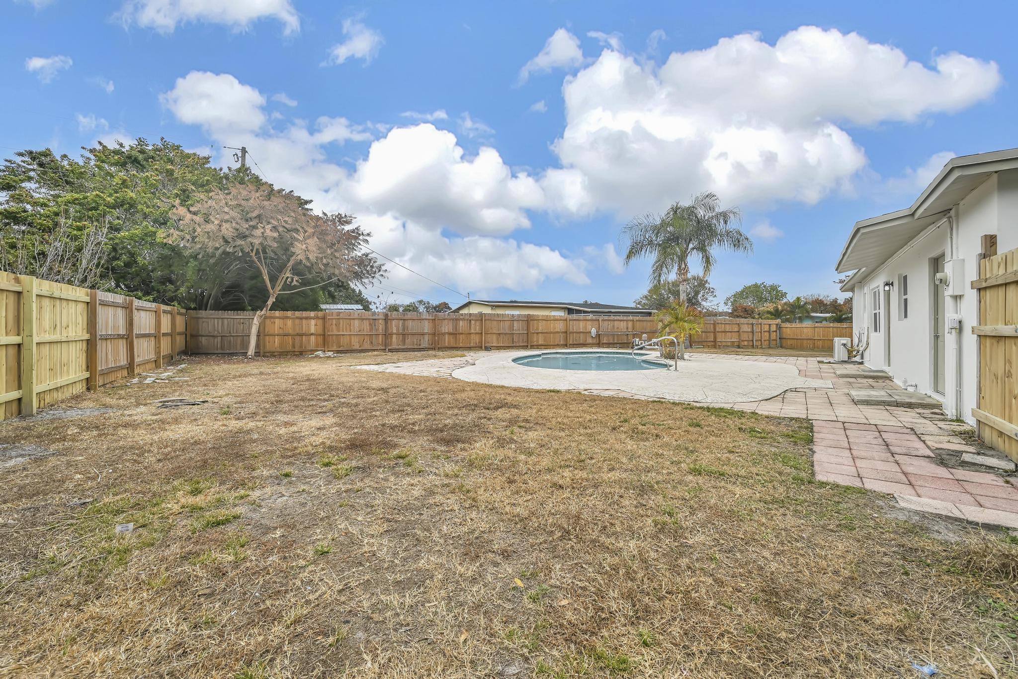 RIVER PARK UNIT 5 - Residential