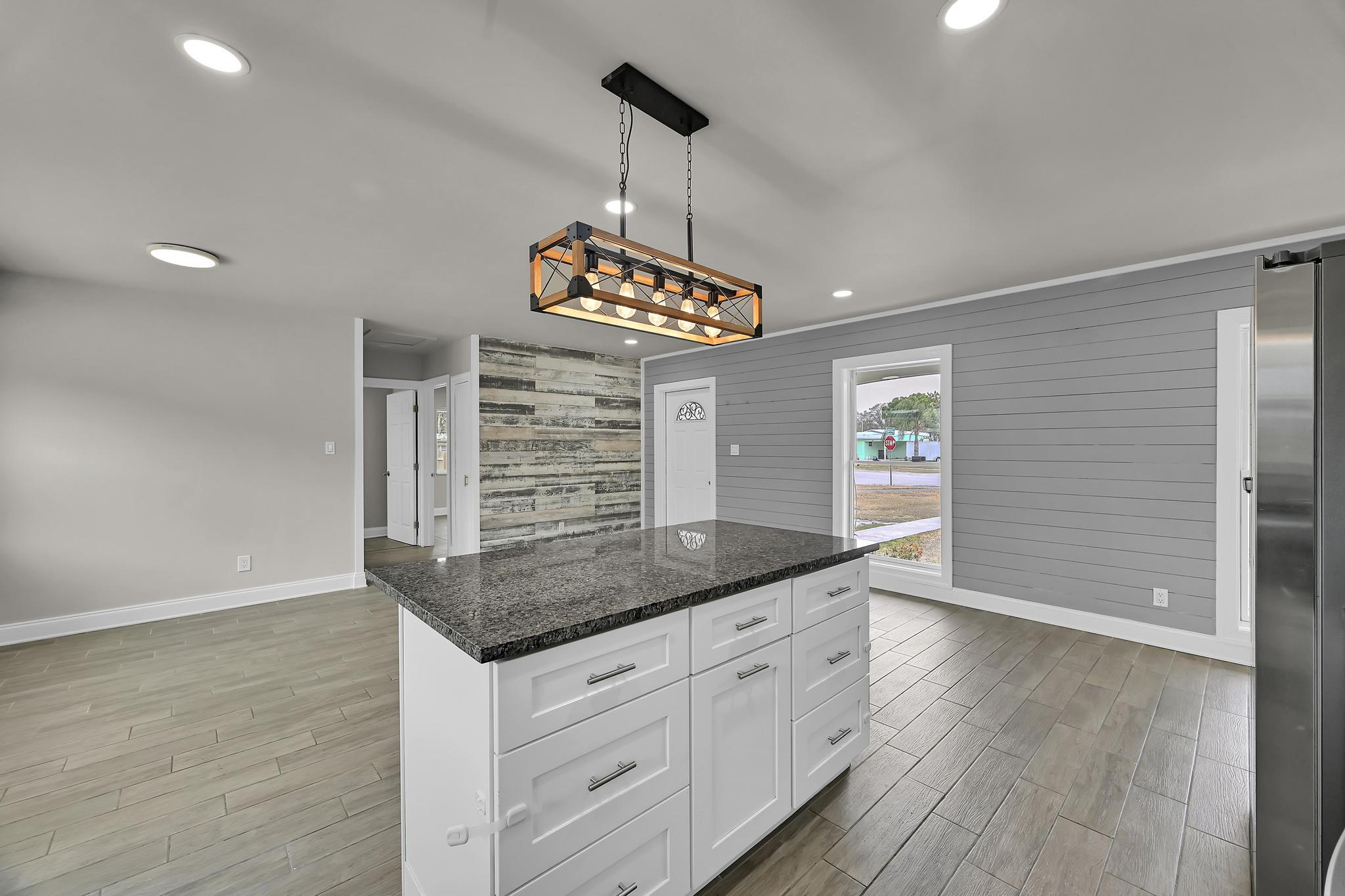 RIVER PARK UNIT 5 - Residential