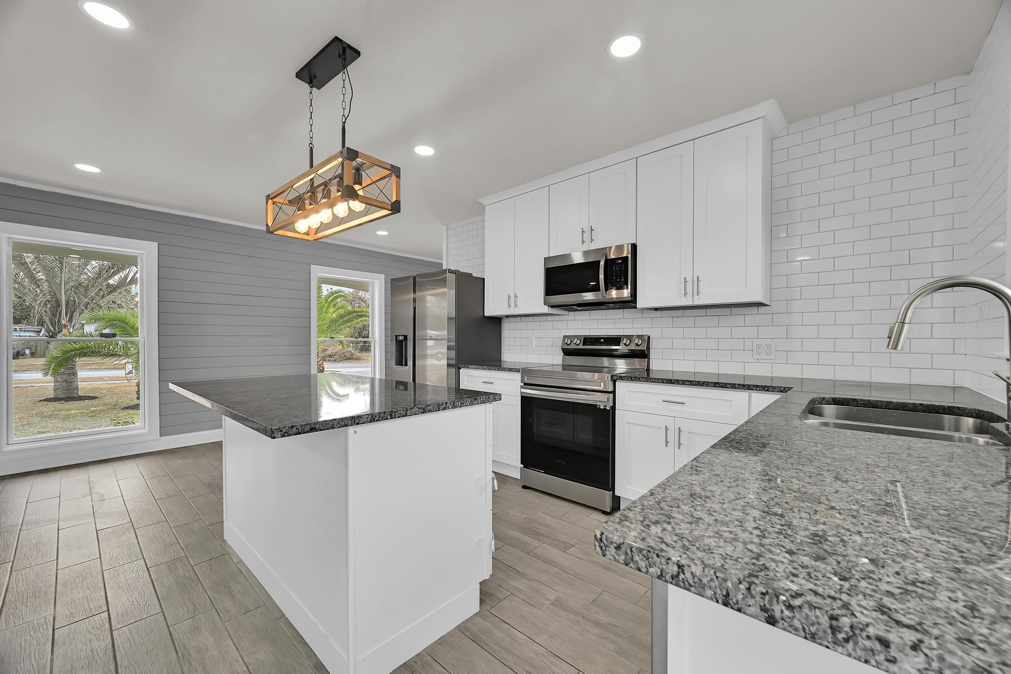 RIVER PARK UNIT 5 - Residential