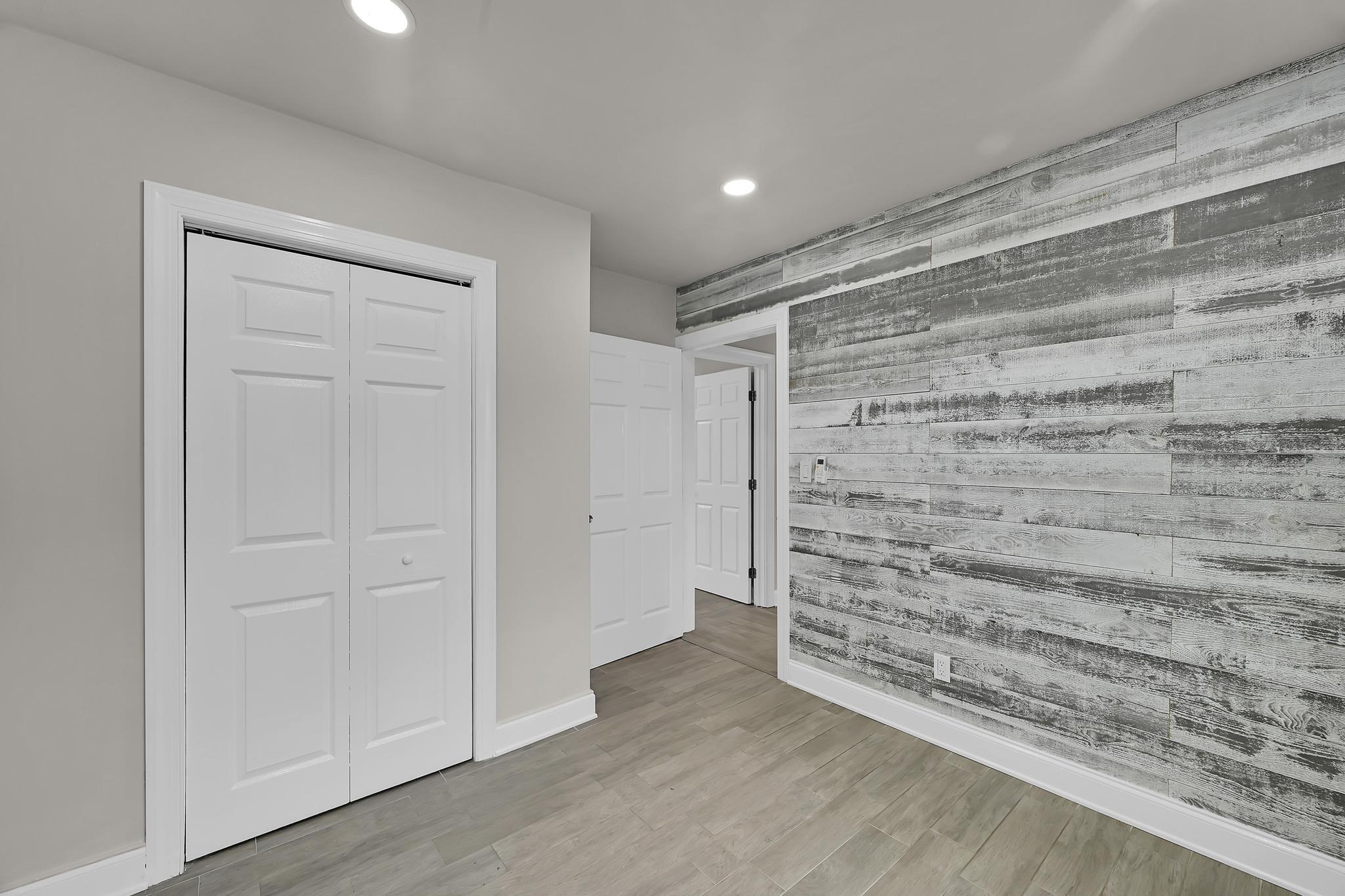 RIVER PARK UNIT 5 - Residential