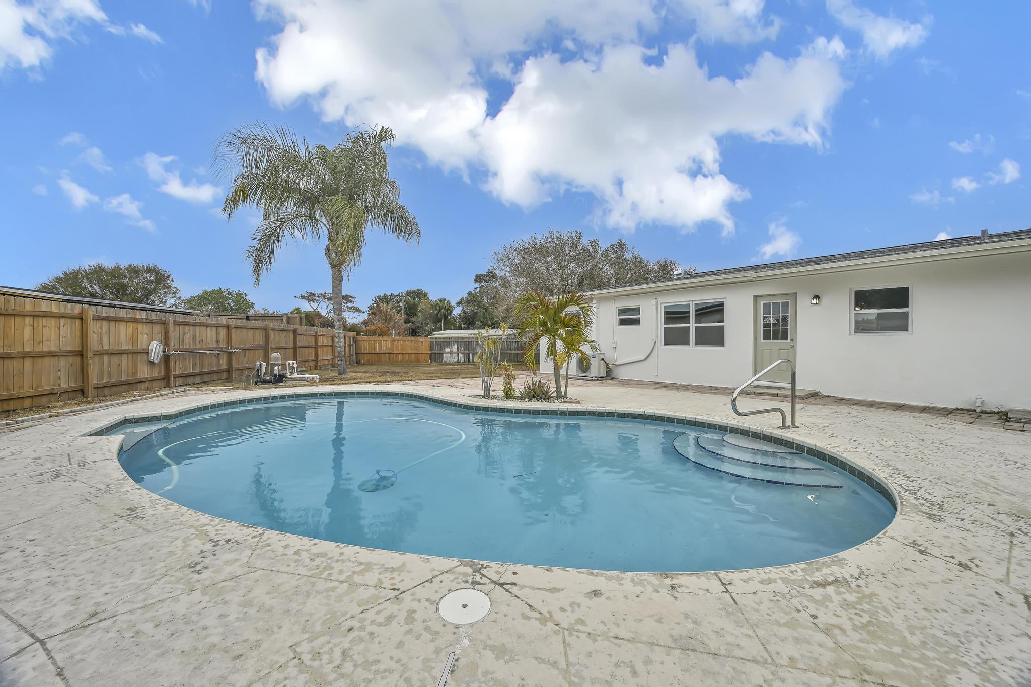 RIVER PARK UNIT 5 - Residential