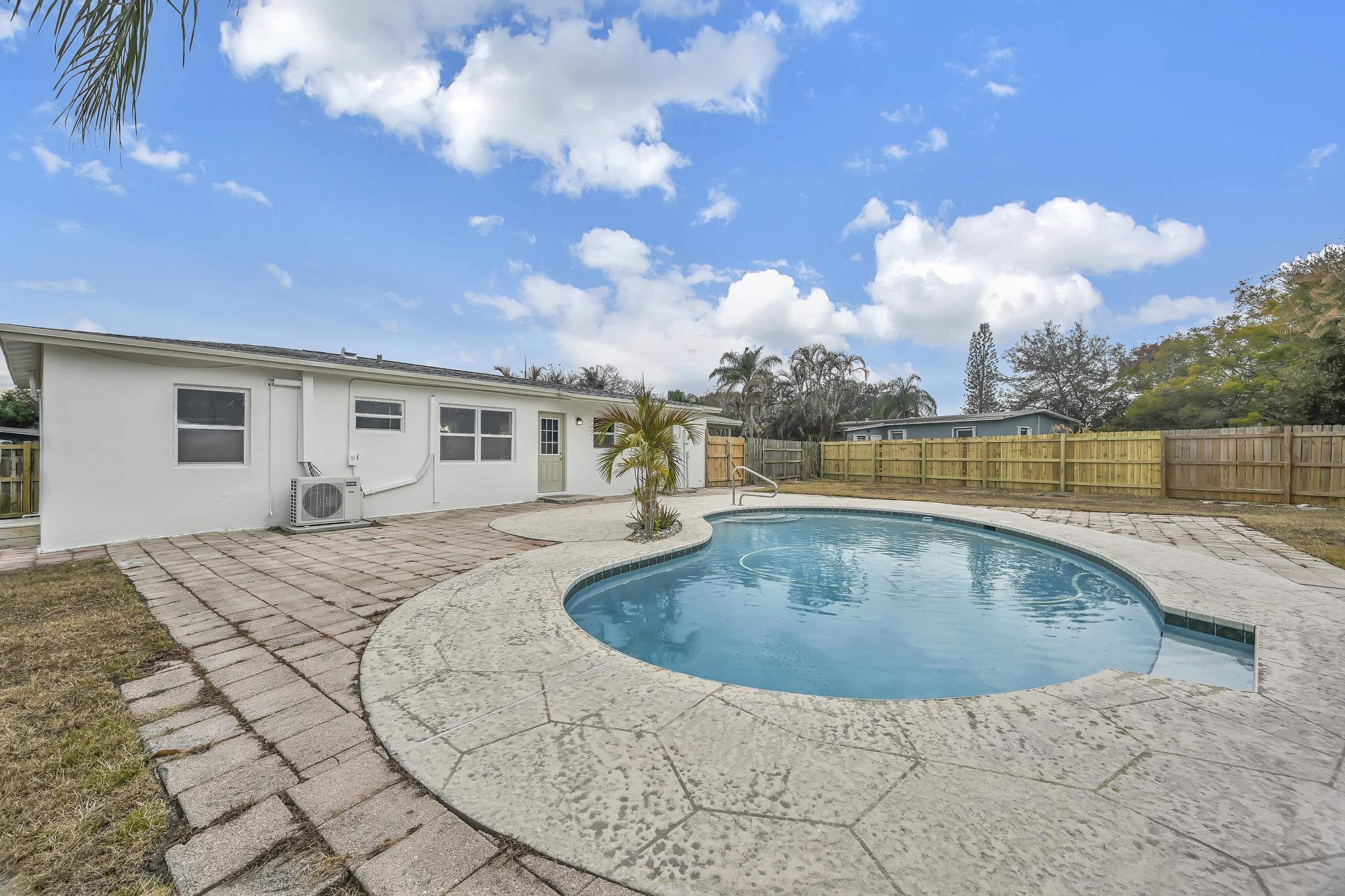 RIVER PARK UNIT 5 - Residential