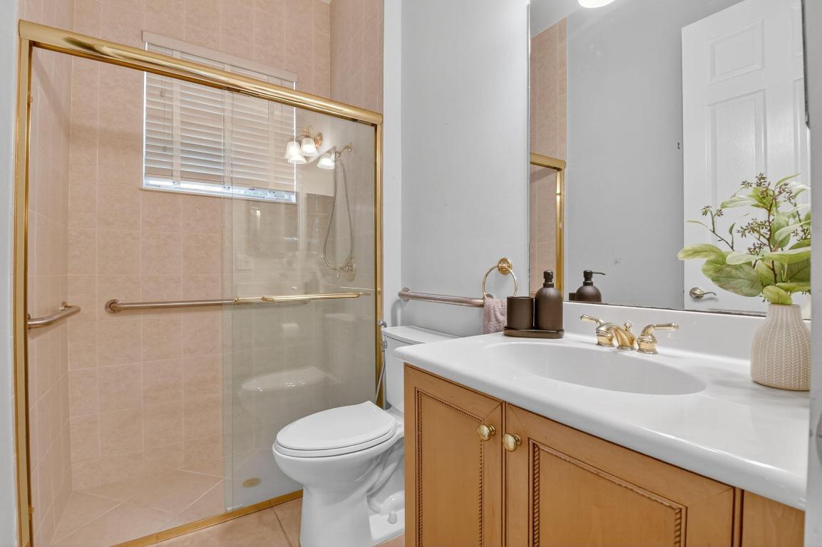 Isola Bella Estates - Residential Lease