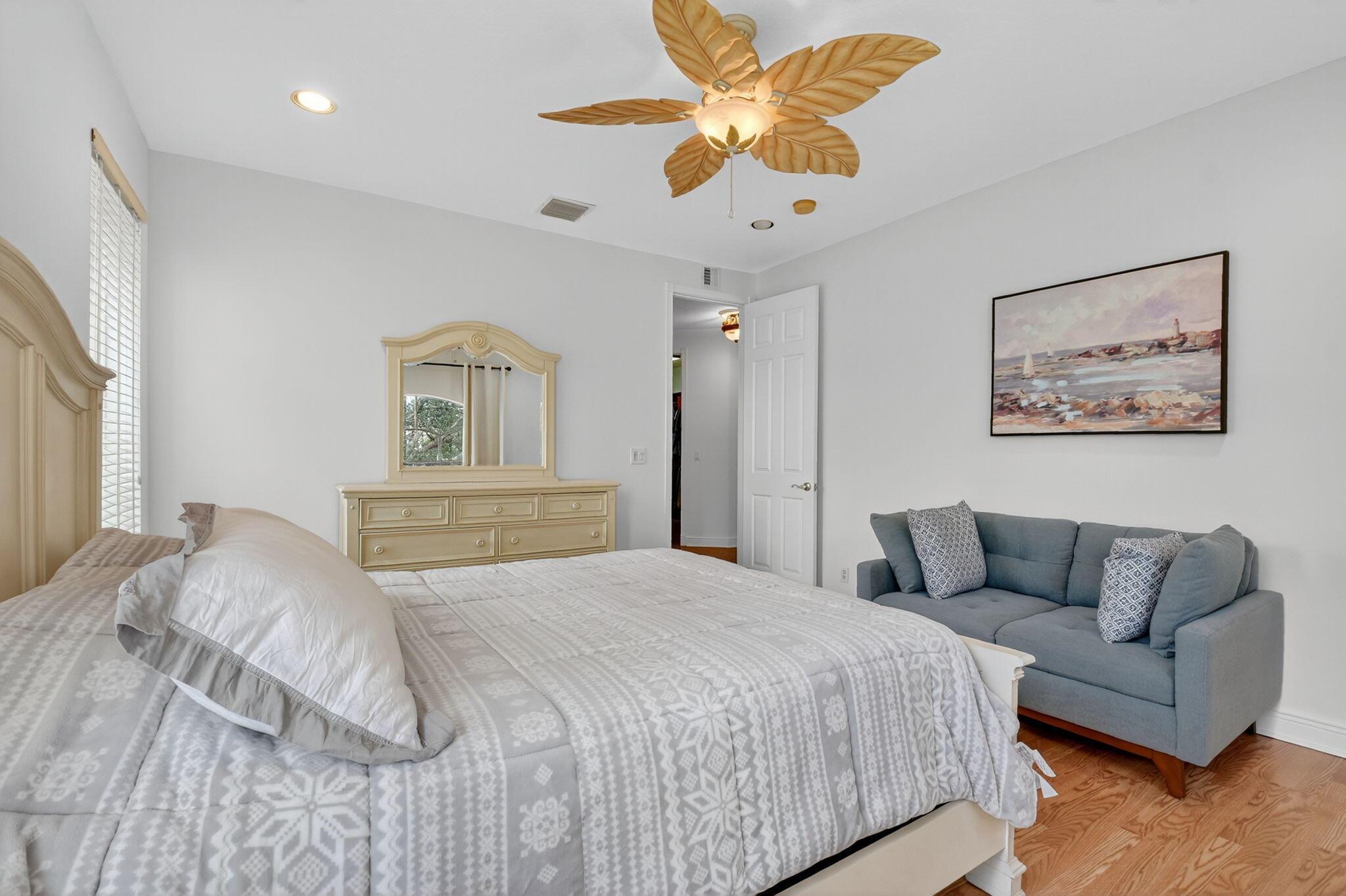 Isola Bella Estates - Residential Lease