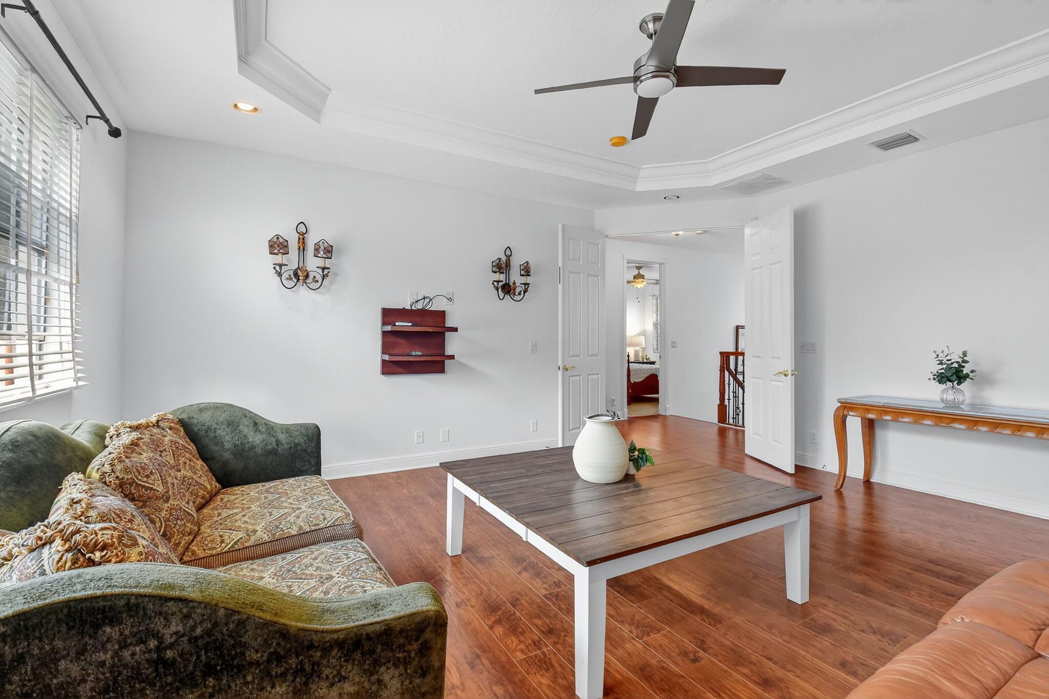 Isola Bella Estates - Residential Lease