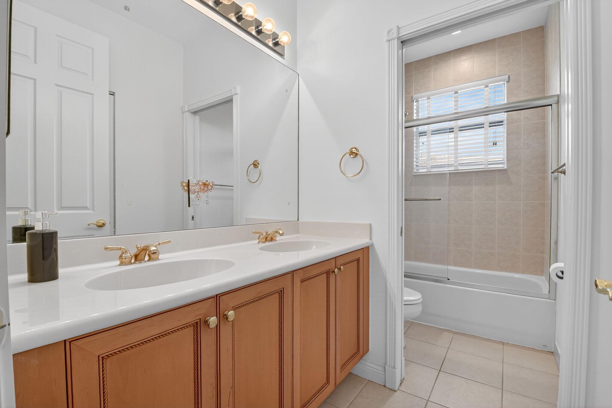 Isola Bella Estates - Residential Lease