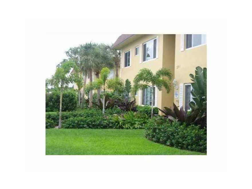 A MUST SEE!!!! nice spacious condo just minutes from the beach,  Excellent 1 bedroom with 1 1/2 baths with great garden views. Nice kitchen with granite counter and wood cabinets, neutral colors with tile throughout the unit. Great Location (close to Atla ntic , I-95 and US -1). Close to Shopping, Restaurants. .. Fast Association Approval.