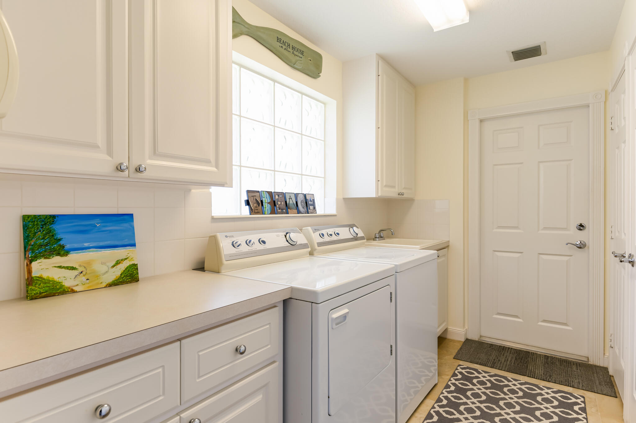 The Lakes - Residential