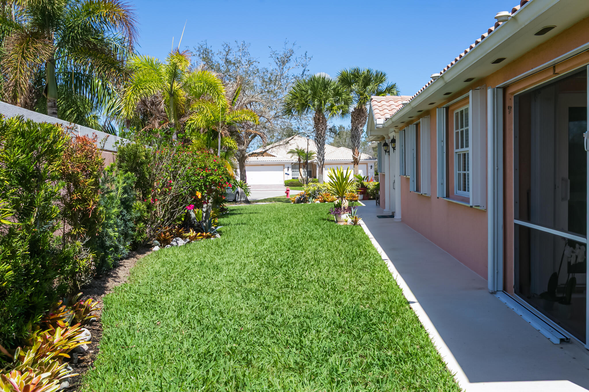 The Lakes - Residential