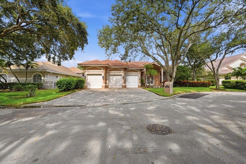 Tiny photo for 1960 HARTFORD Way, Coral Springs, FL 33071 (MLS # B26059047)