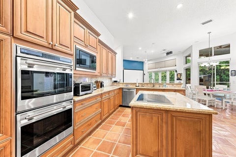 Tiny photo for 1960 HARTFORD Way, Coral Springs, FL 33071 (MLS # B26059047)