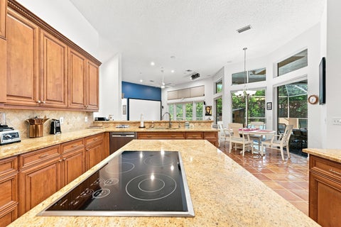 Tiny photo for 1960 HARTFORD Way, Coral Springs, FL 33071 (MLS # B26059047)