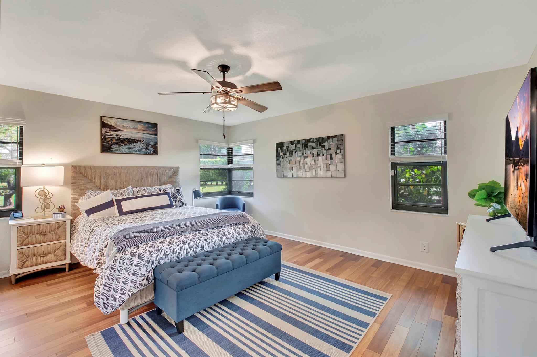 WHISPER WALK  PARKSHORE - Residential