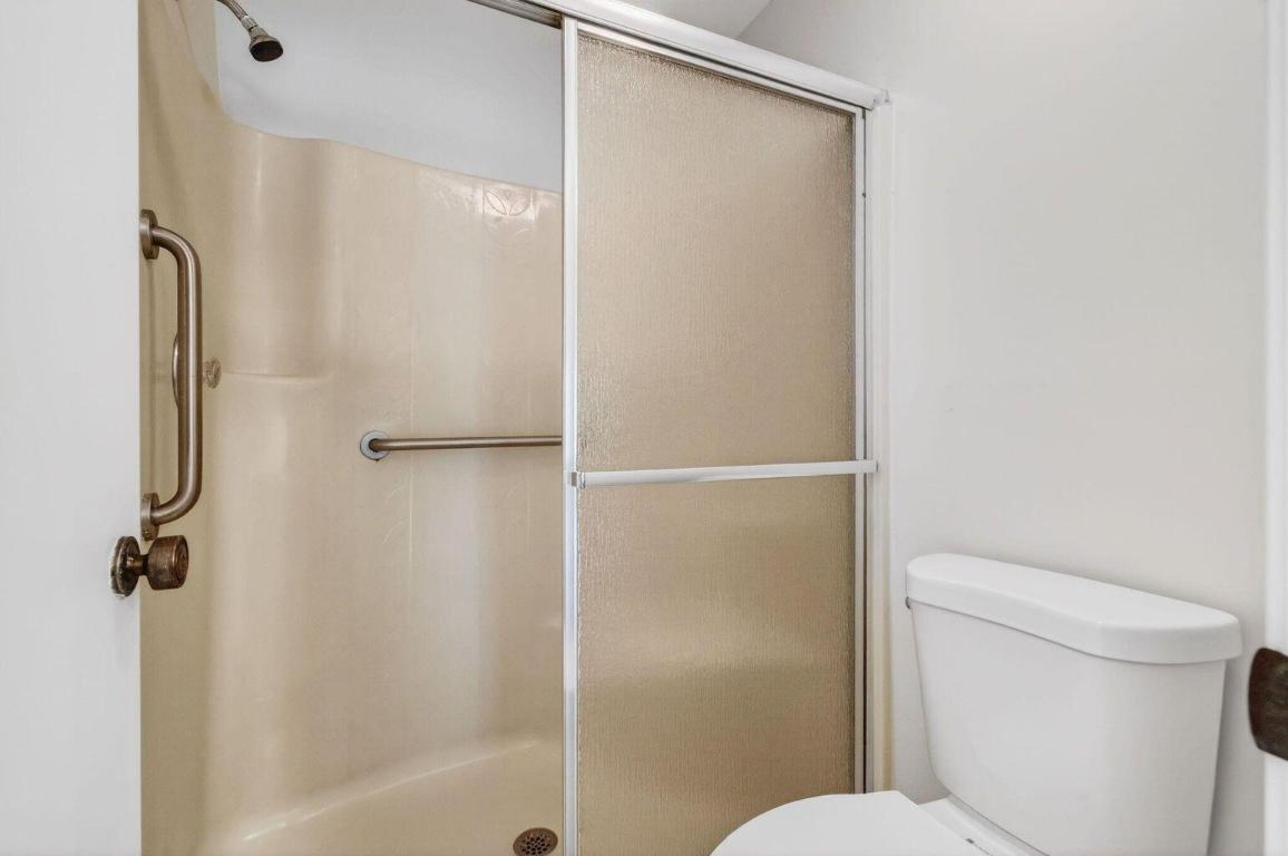 SAN REMO GOLF & TENNIS CLUB - Residential Lease