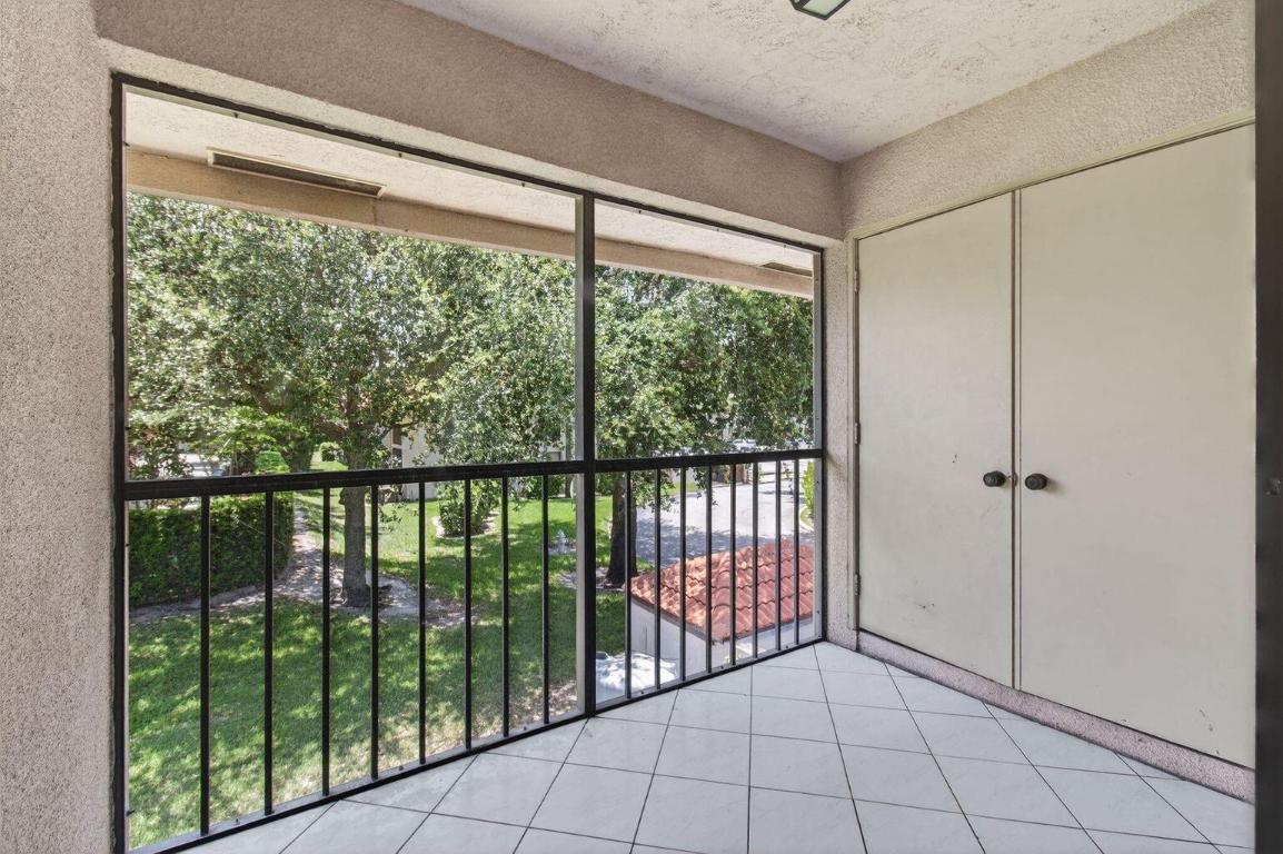 SAN REMO GOLF & TENNIS CLUB - Residential Lease