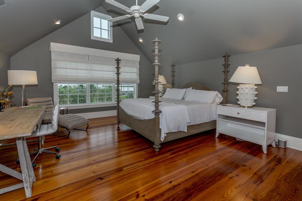 OLD TOWNE AT JUNO BEACH - Residential