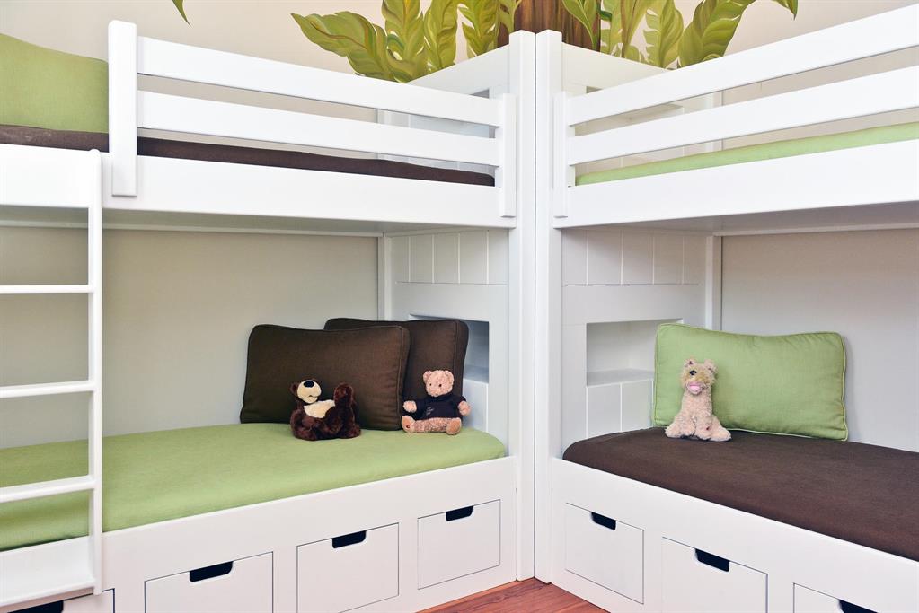 OLD TOWNE AT JUNO BEACH - Residential