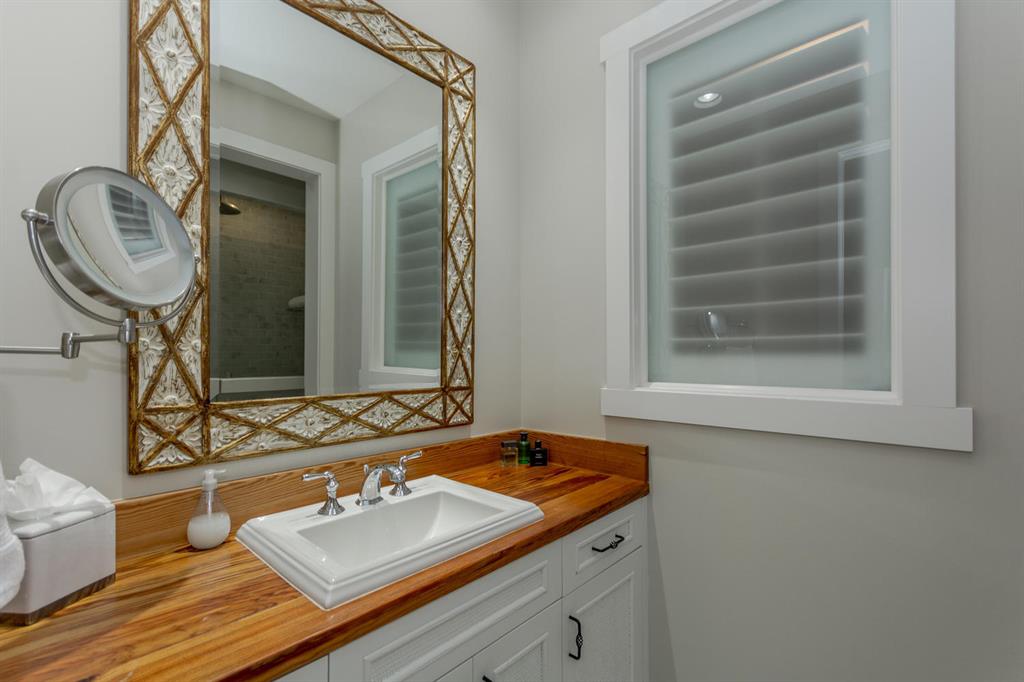 OLD TOWNE AT JUNO BEACH - Residential