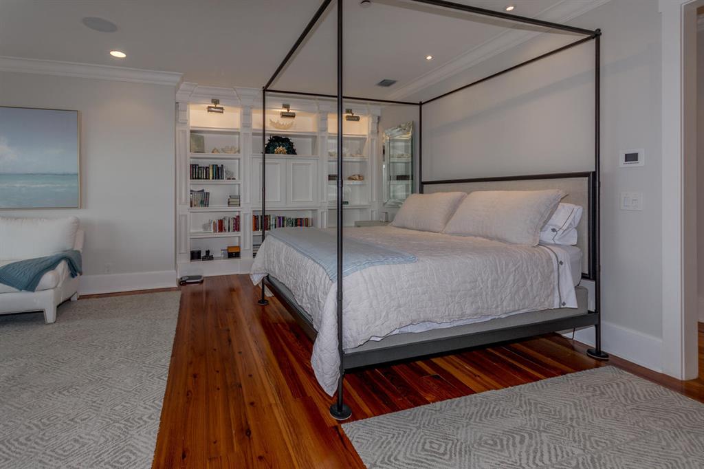 OLD TOWNE AT JUNO BEACH - Residential