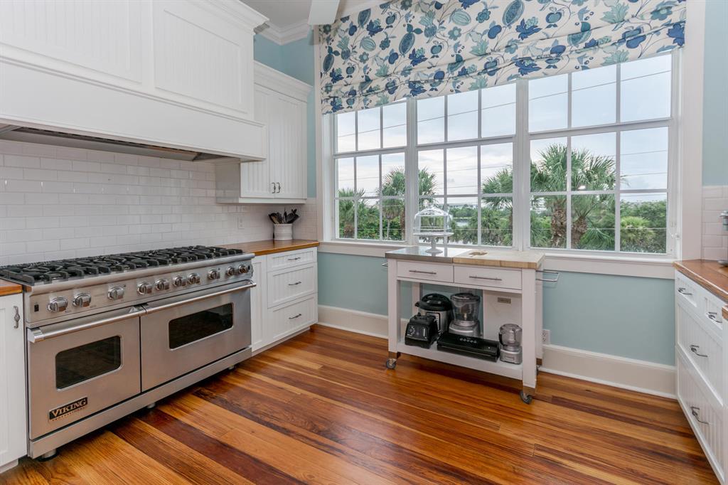 OLD TOWNE AT JUNO BEACH - Residential