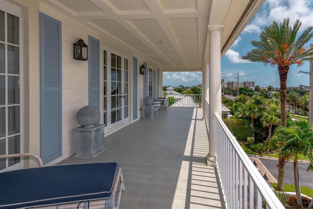 OLD TOWNE AT JUNO BEACH - Residential