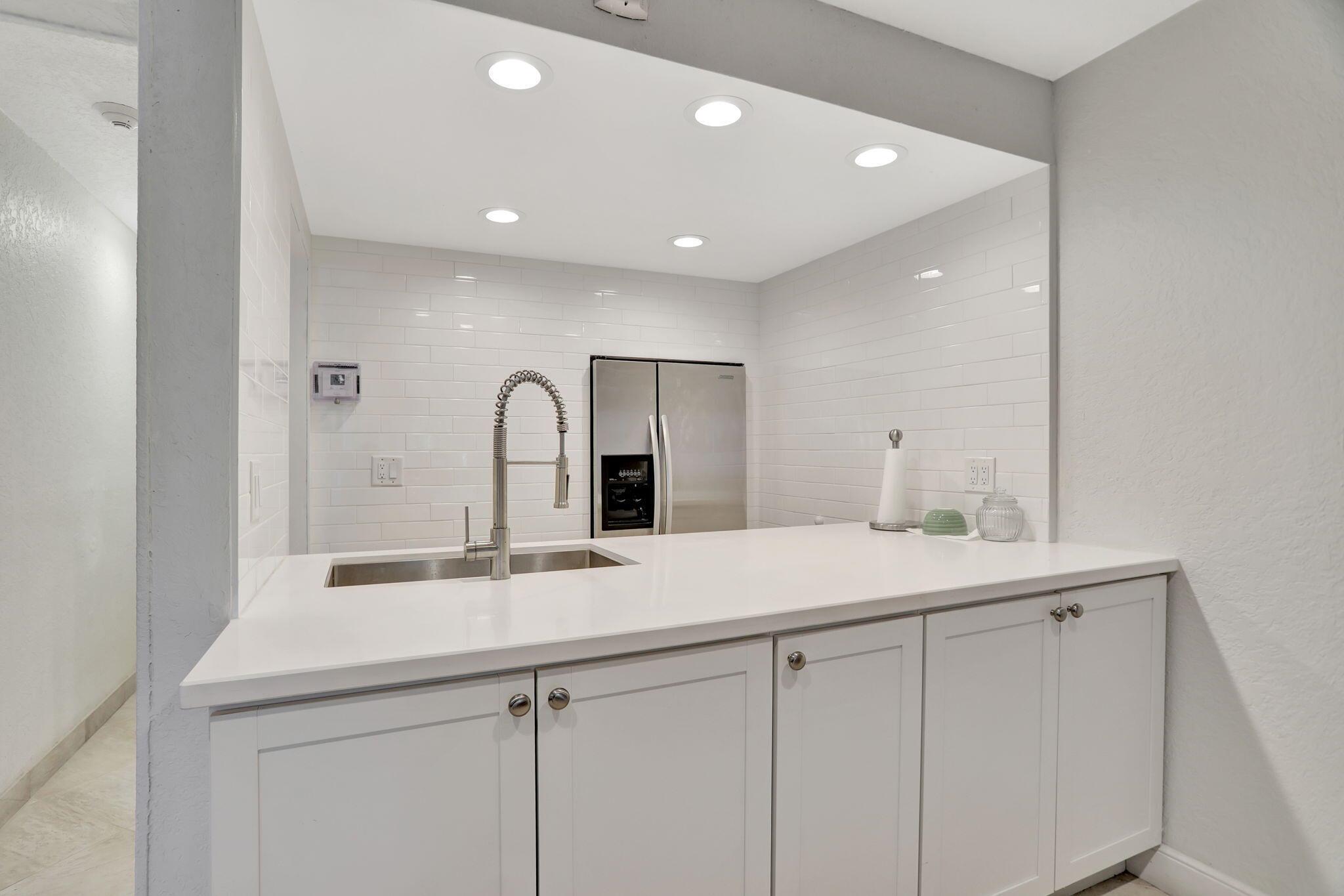 OCEAN HILLSBORO CONDO - Residential Lease