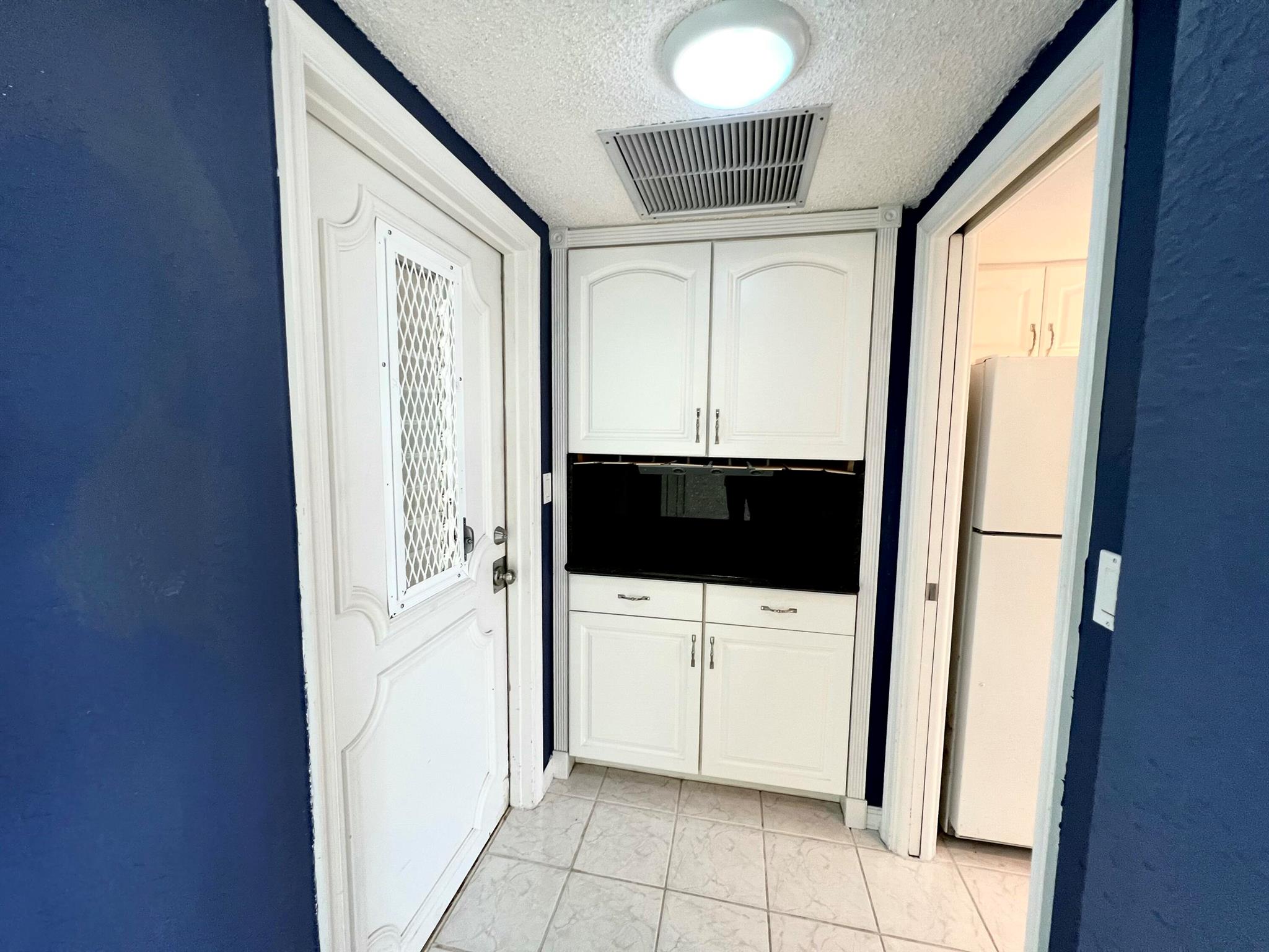 OCEAN HILLSBORO CONDO - Residential Lease