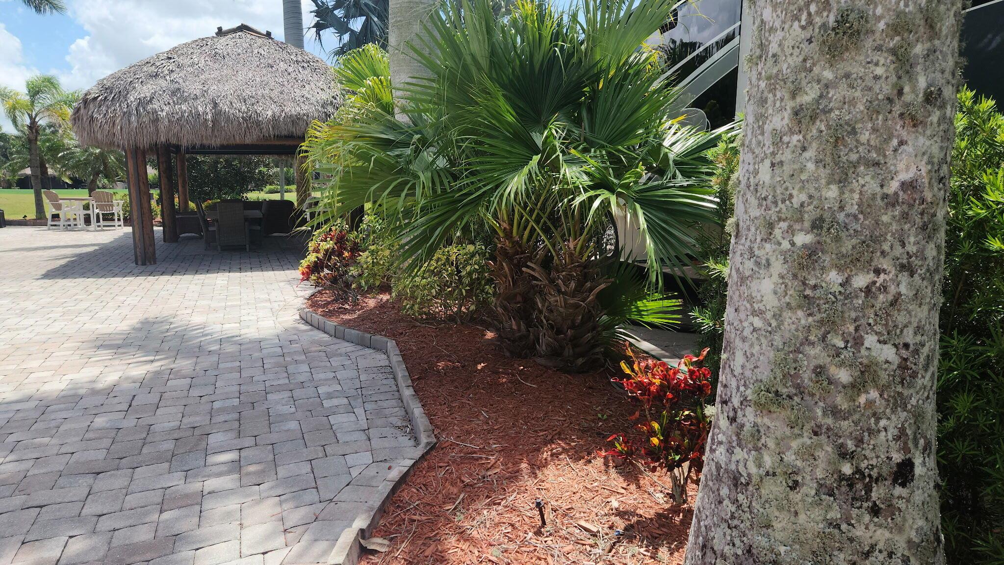 OUTDOOR RESORTS AT ST LUC - Land