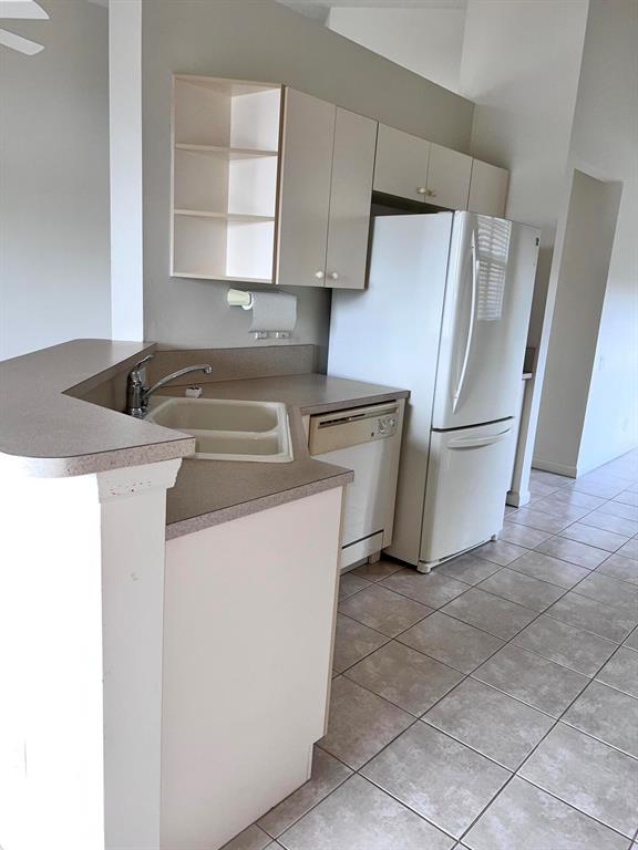 CASCADES AT ST LUCIE WEST PHASE 5 - Residential