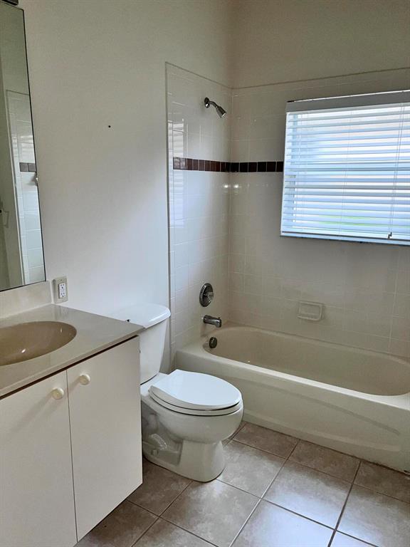 CASCADES AT ST LUCIE WEST PHASE 5 - Residential