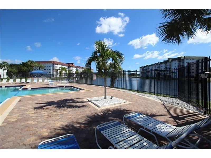 Castle Apartments - Residential