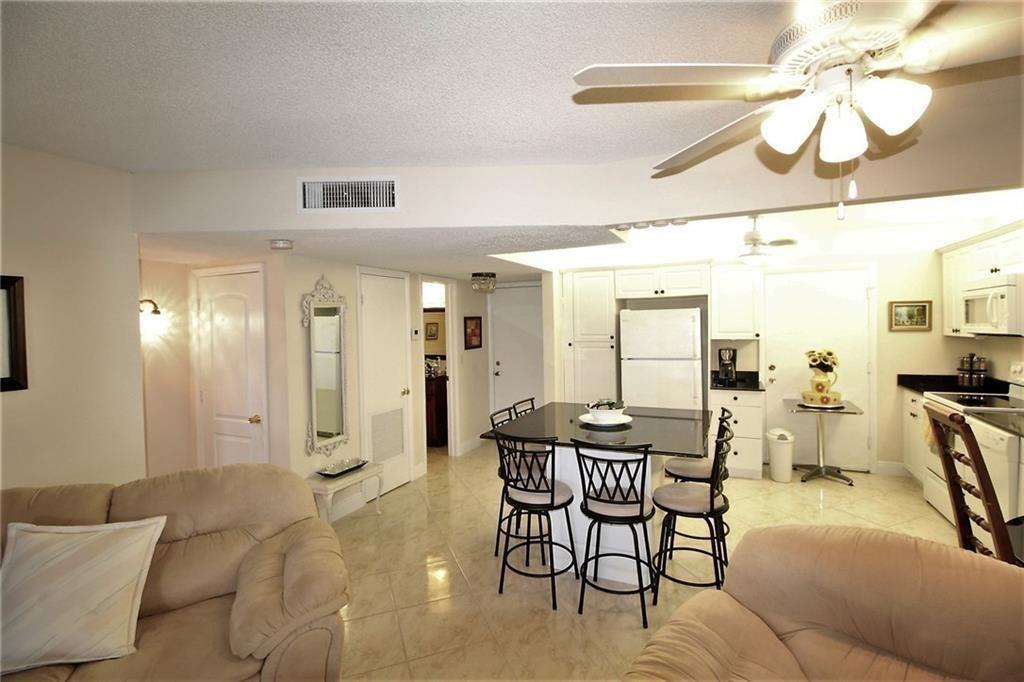 Castle Apartments - Residential