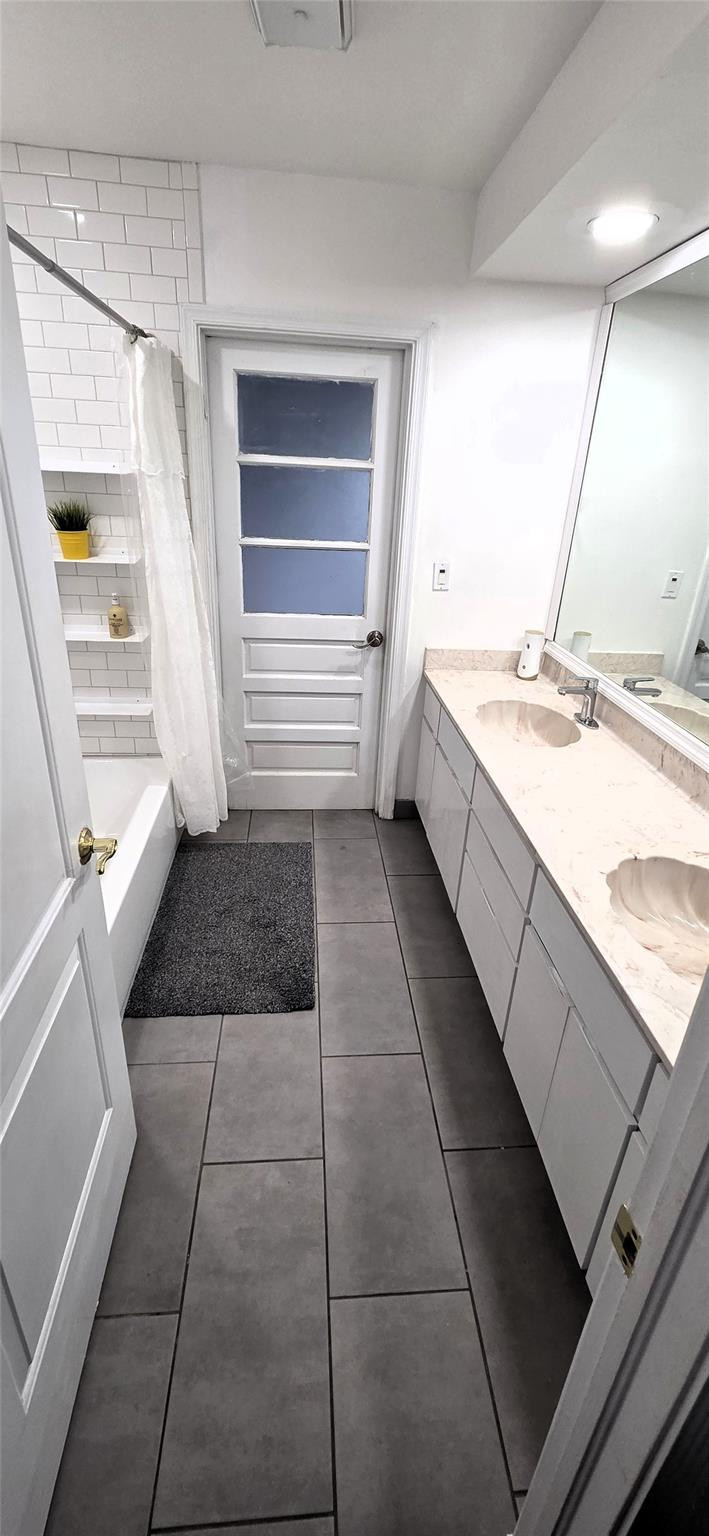 Sugar Pond Manor Wellingt - Residential