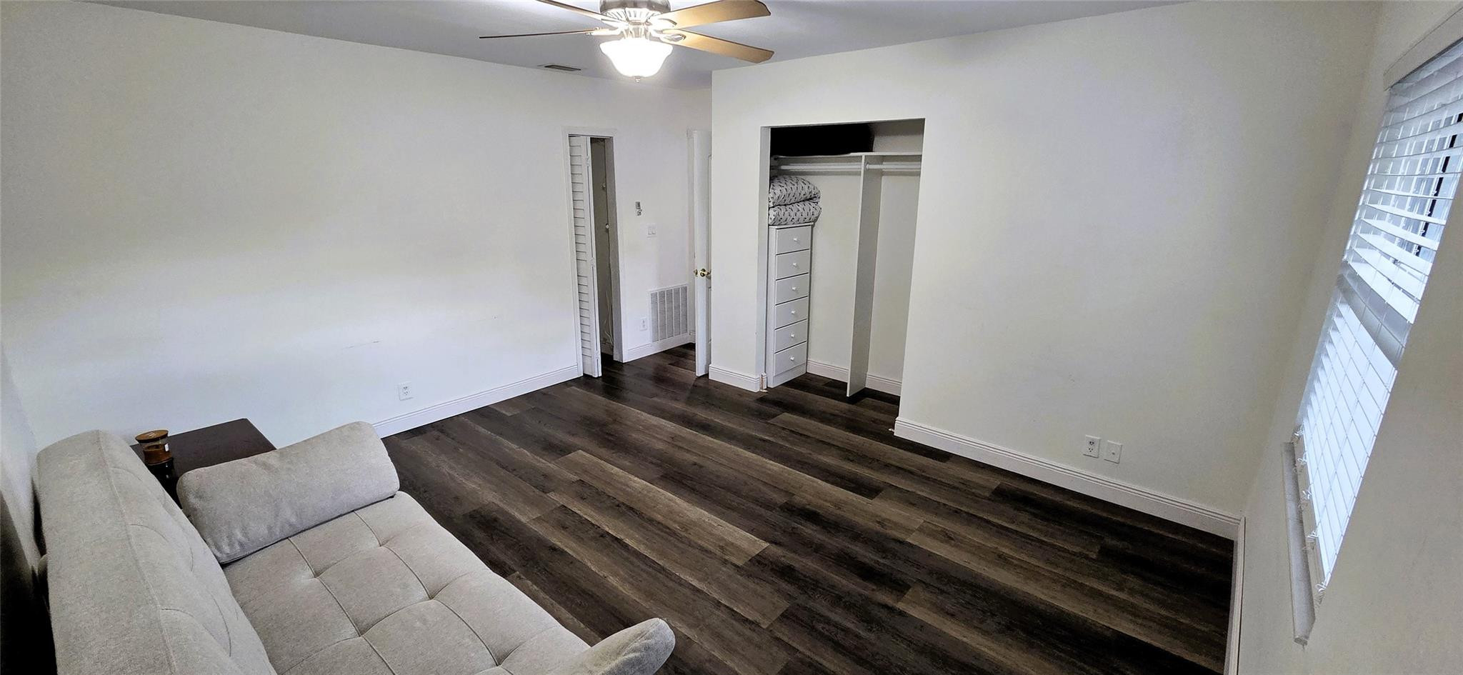 Sugar Pond Manor Wellingt - Residential