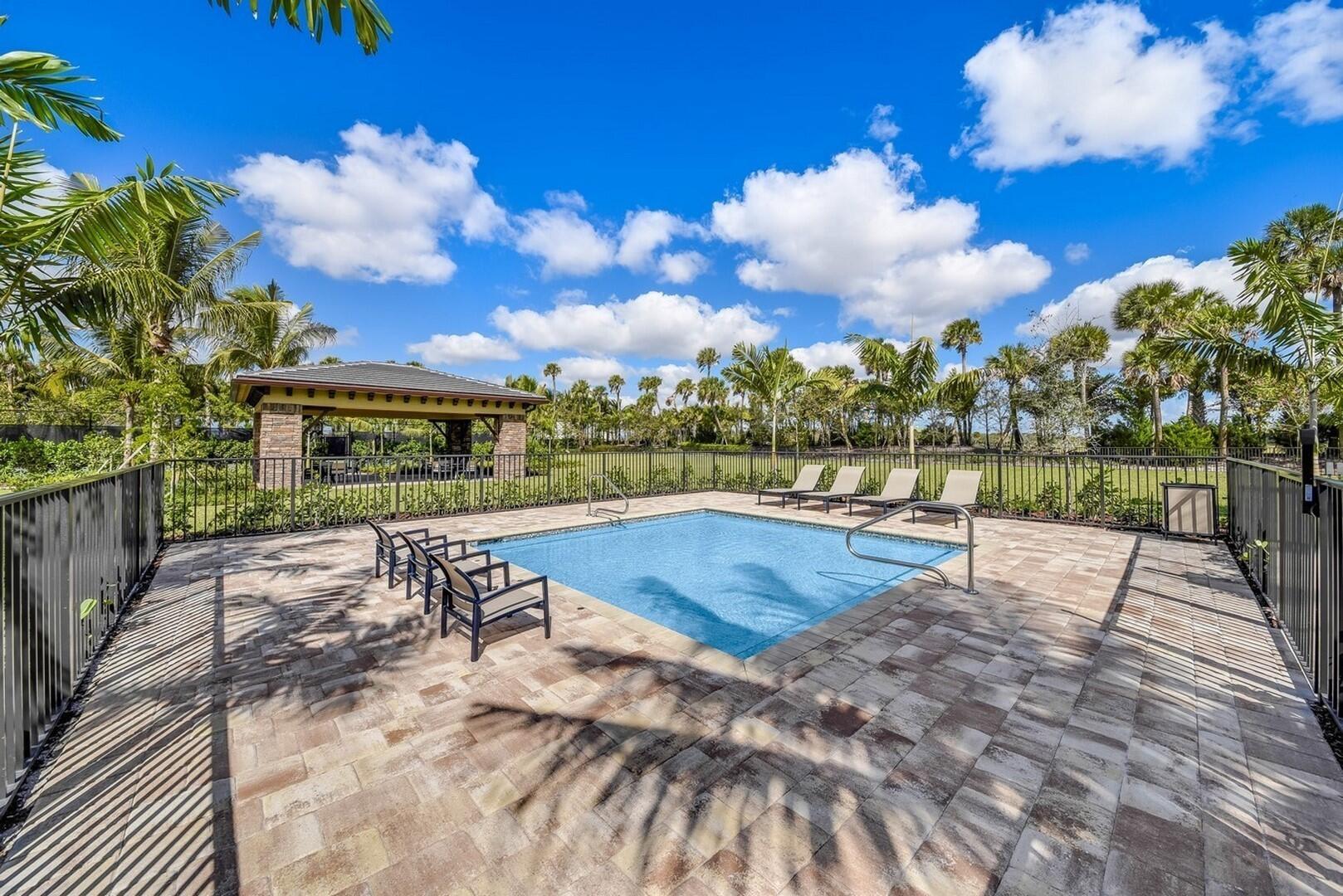 PALM MEADOWS ESTATES - Residential